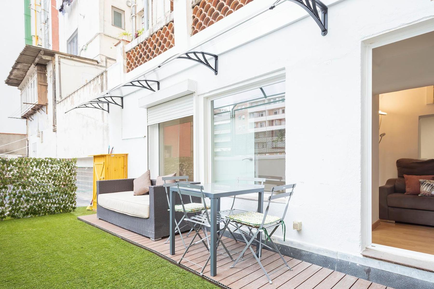 Alcam Paseo San Juan Apartment Barcelona Exterior photo